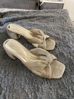 Metallic Gold Knot-Front Block Heel Mules
